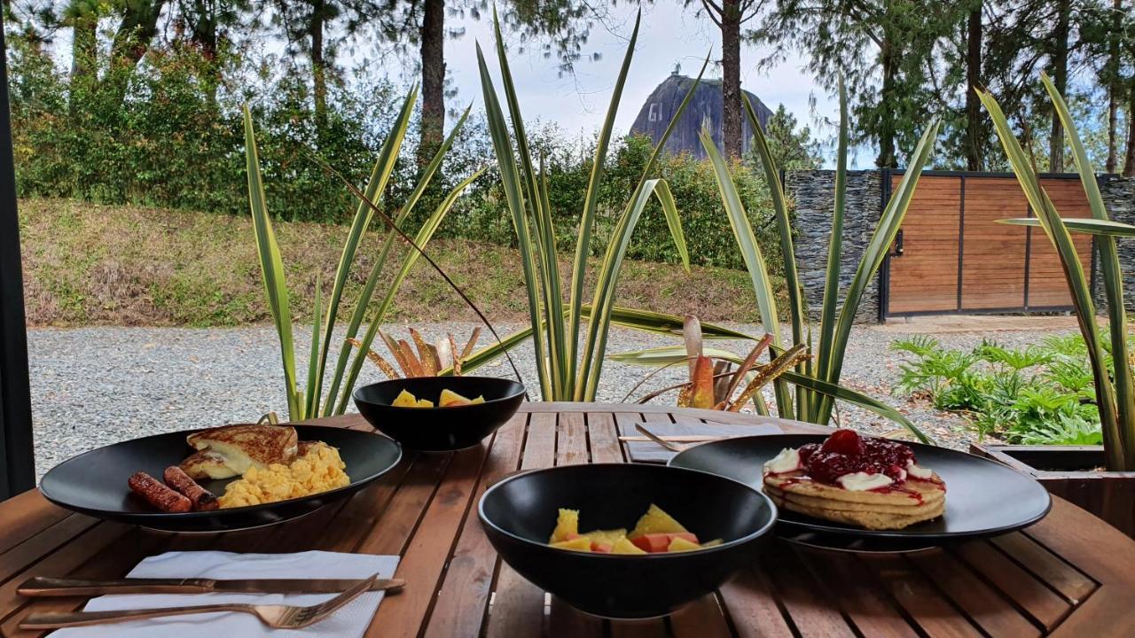 Domus Glamping Guatape Hotell Exteriör bild