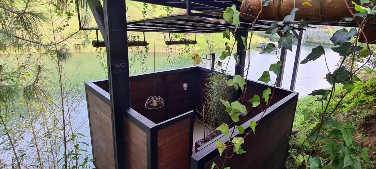 Domus Glamping Guatape Hotell Exteriör bild