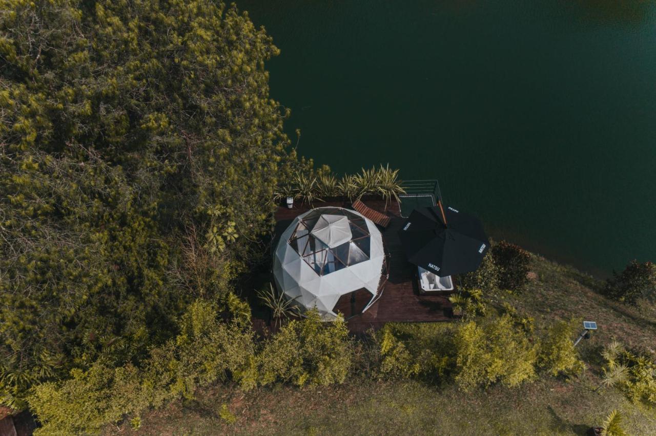 Domus Glamping Guatape Hotell Exteriör bild