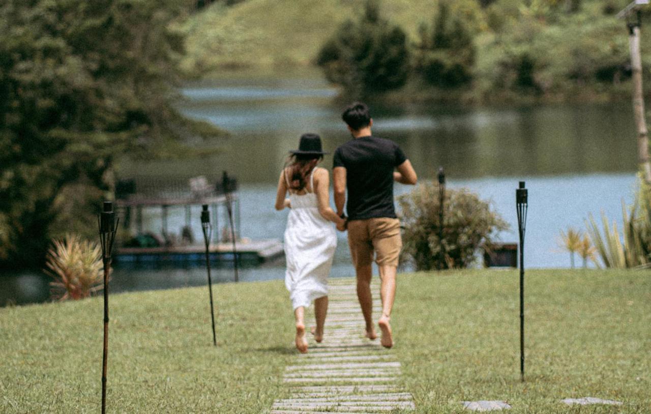 Domus Glamping Guatape Hotell Exteriör bild