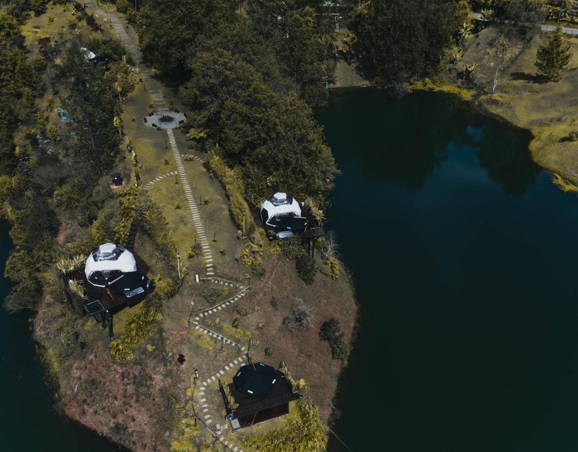 Domus Glamping Guatape Hotell Exteriör bild